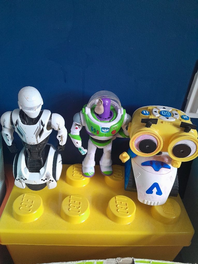 Zabawki interaktywne roboty