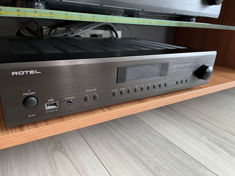 Rotel A14 wzmacniacz zintegrowany stereo