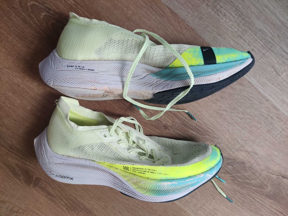 Nike Vaporfly 2 tamanho 40