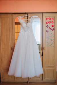 Плаття весільне розмір 46