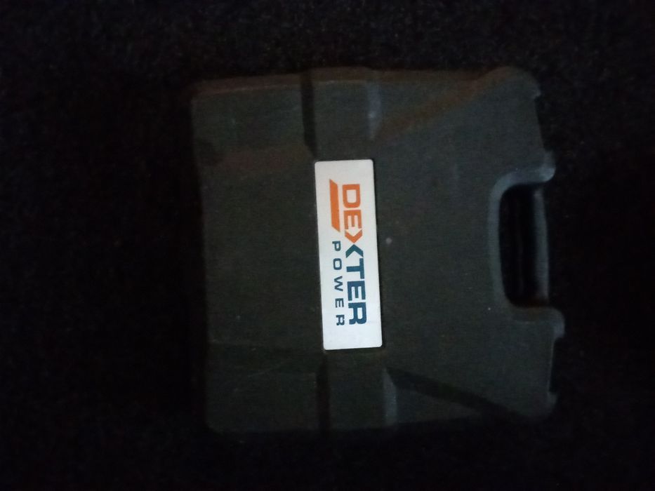 Дрель ударная Dexter 900id2.5