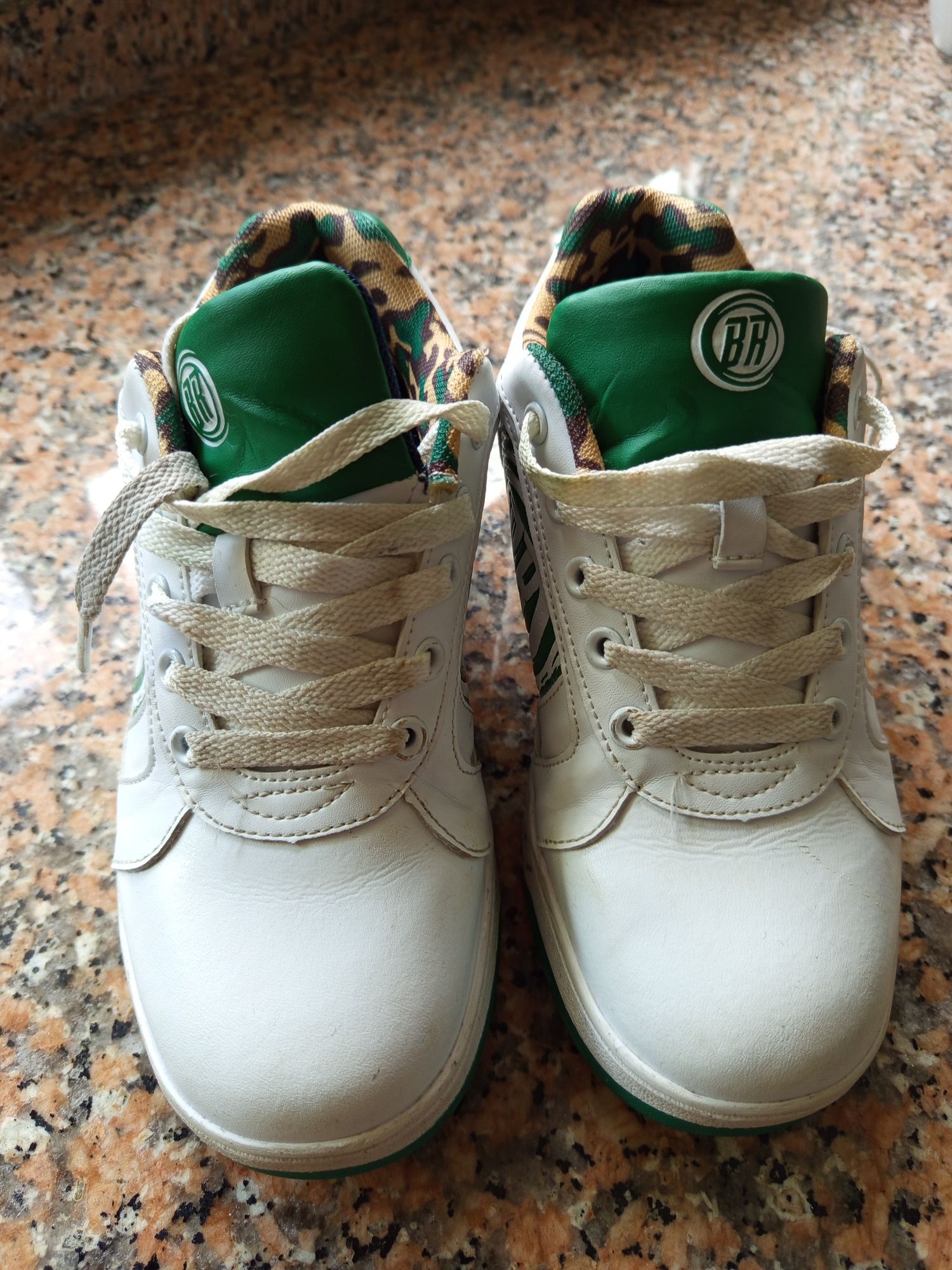 Sapatilhas com rodas