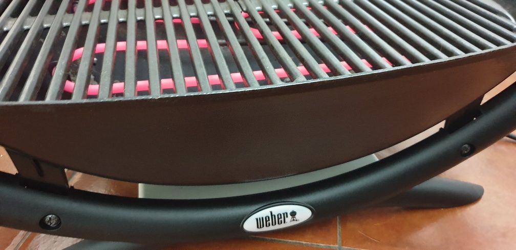 BBQ Weber - grelhador electrico 2400 W