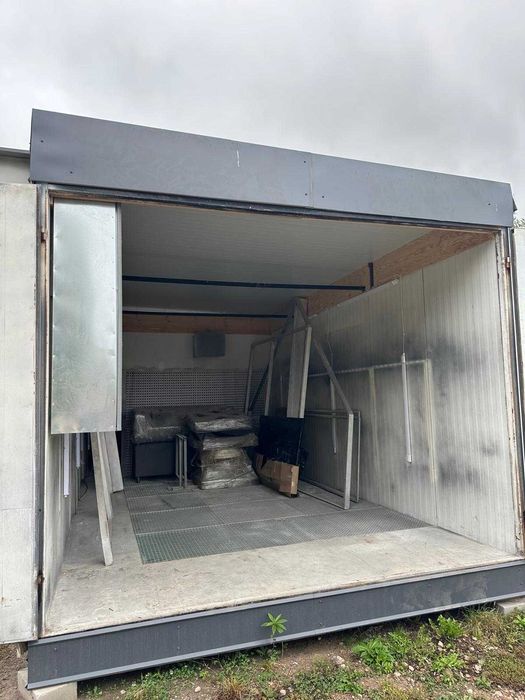 Lakiernia wolnostojąca 3,7×6,2×2,8 m – ocieplona, komplet