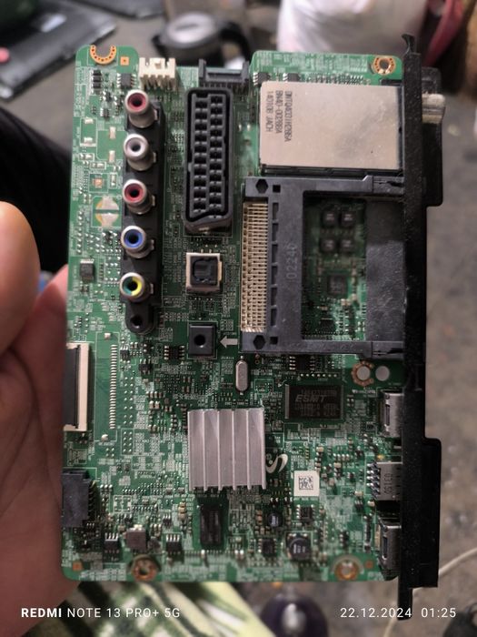 Материнка от телевизора Samsung:UE32H5020...