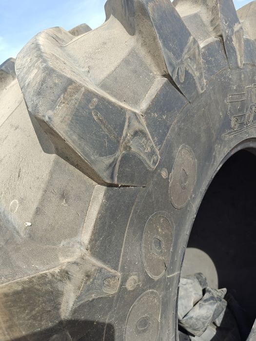 Opona 900/60r32 trelleborg