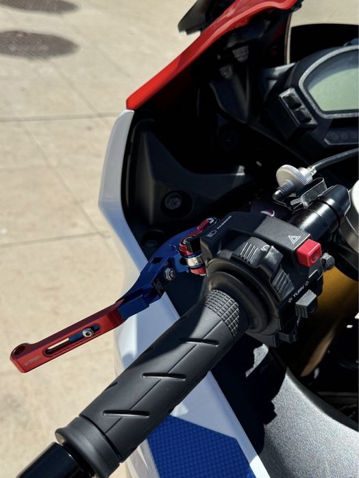 CBR1000RR SP Nacional c/ histórico e poucos Km