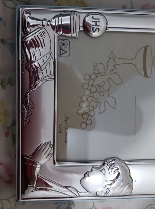 Moldura com prata platinada