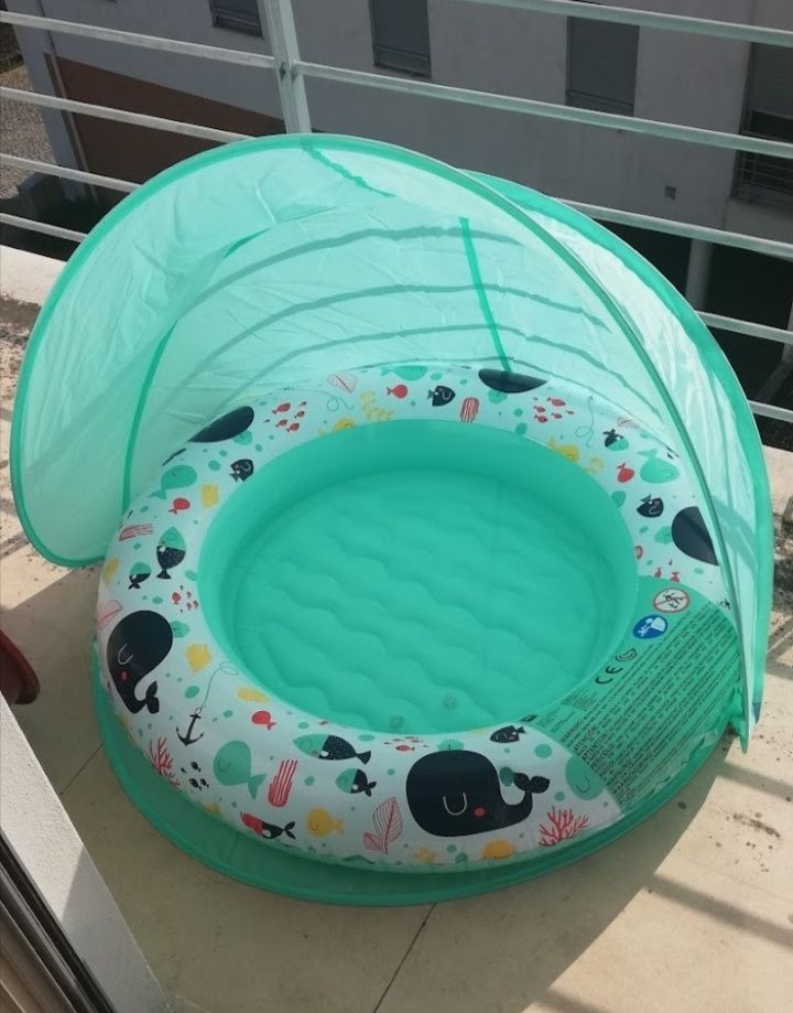 Piscina bebé com cobertura