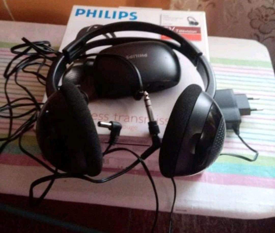 Безпроводные наушники PHILIPS