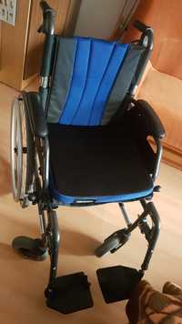 Sprzedam wózek inwalidzki.