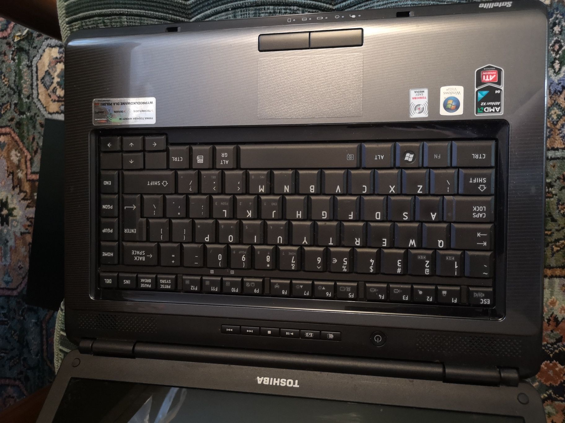 Laptop toschiba L300D uszkodzony, bez dysku