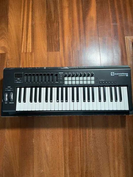 Novation LaunchKey 49 MK2