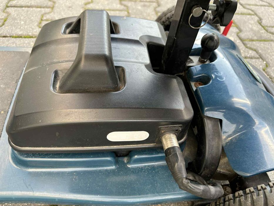 Skuter inwalidzki elektryczny