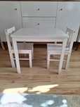 Zestaw stolik + 2 krzesełka Ikea dla dzieci