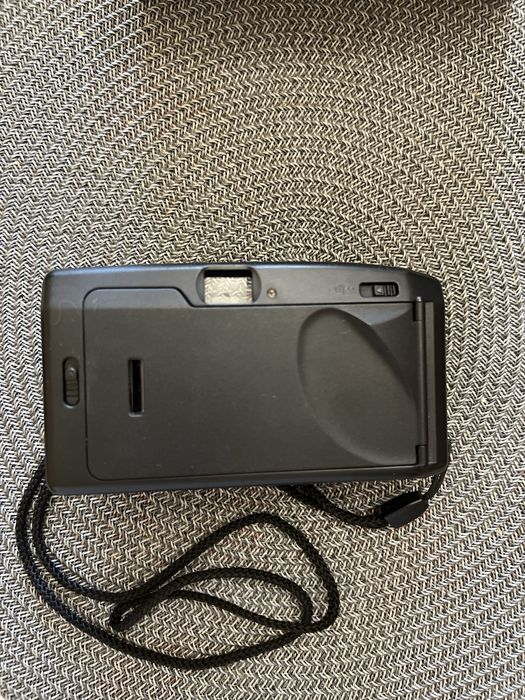 Плівковий фотоапарат Minolta F10BF