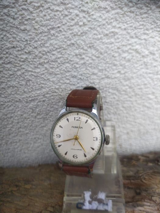 Zegarek mechaniczny pabieda