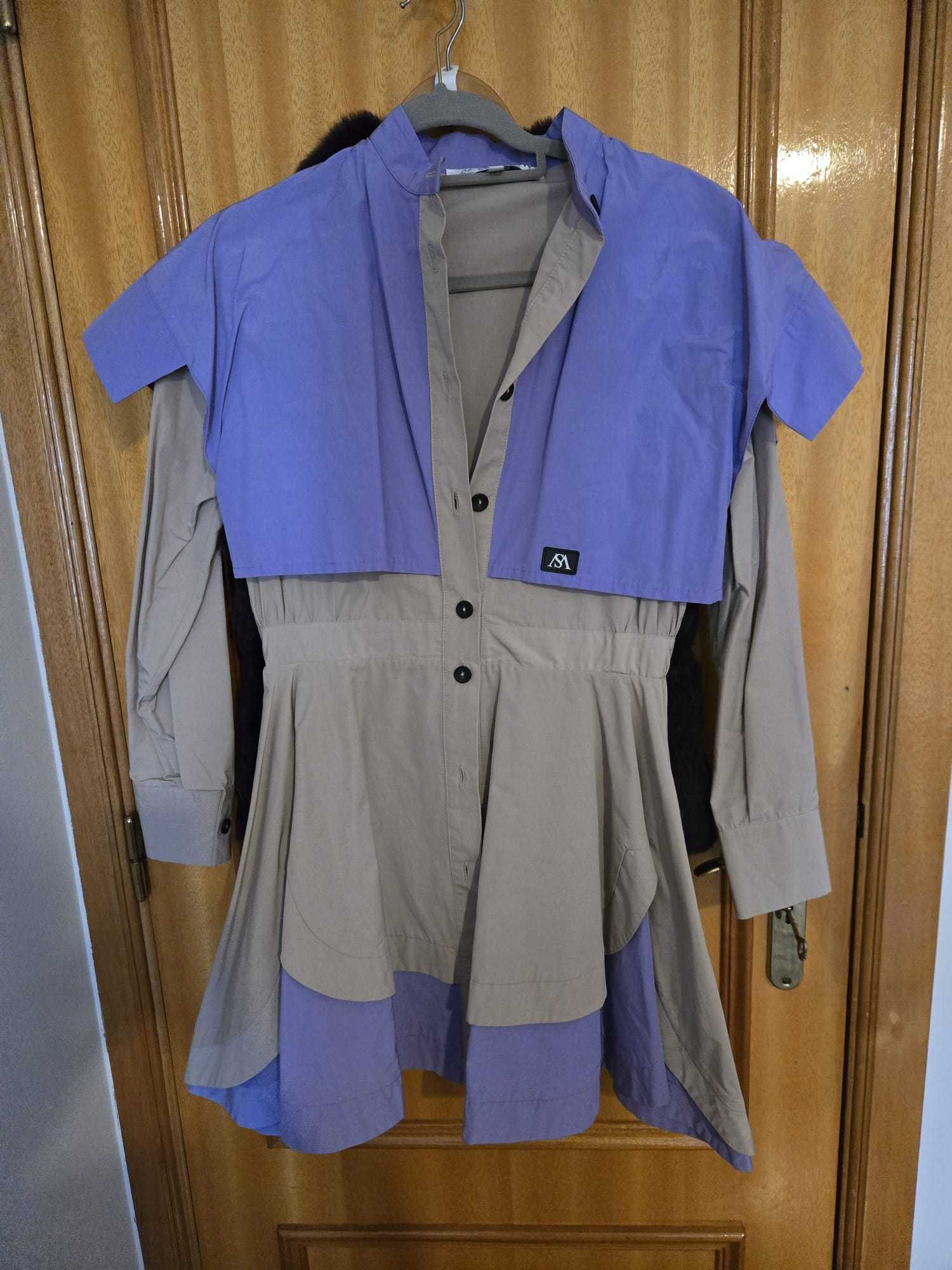Gabardine Desconstruído Swallow, Tamanho S - Original e Versátil!