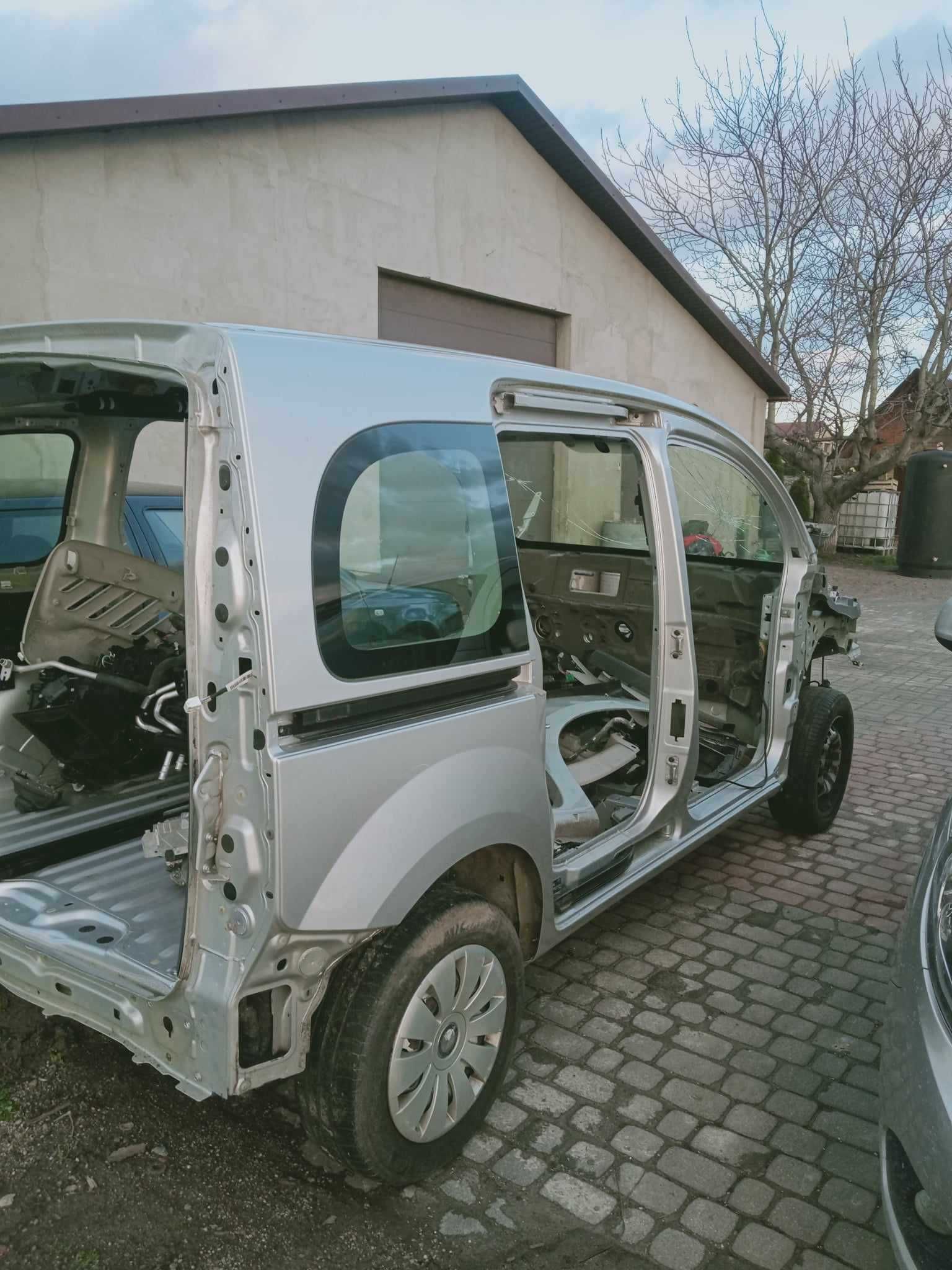 Mercedes citan/kangoo na części