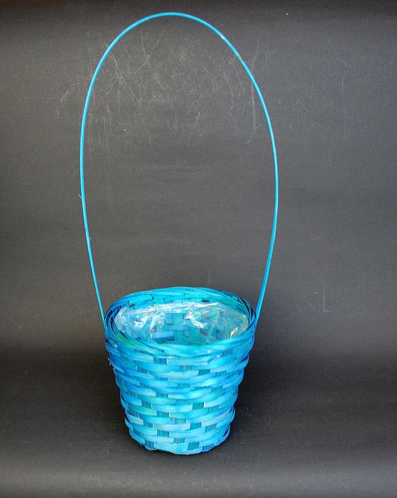 koszyk koszyczek wiklinowy osłonka na kwiaty dekoracja Wielkanocna