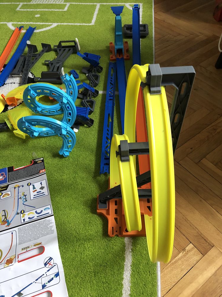 Hot Wheels track builder kaskaderski Megator zjazdowy