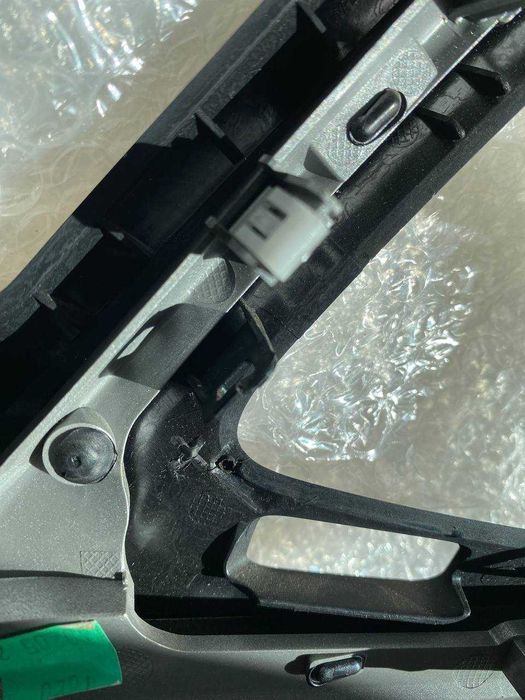 Продам рамку магнітоли Jeep Cherokee KL < 2018 р 1WP091SAAD