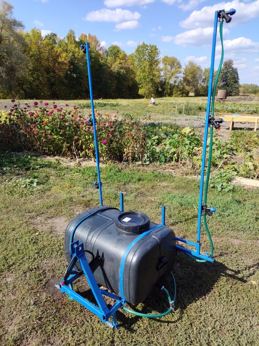 Продам оприскувач Сумська обл Роменський район.