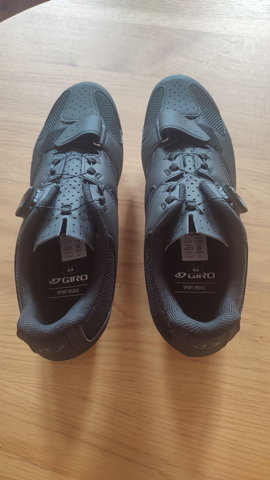 Buty Giro Cylinder II rozmiar 44 z blokami SPD