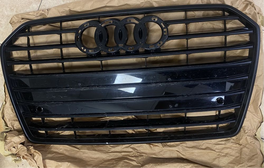 Решетка бампера для Audi A6 2018