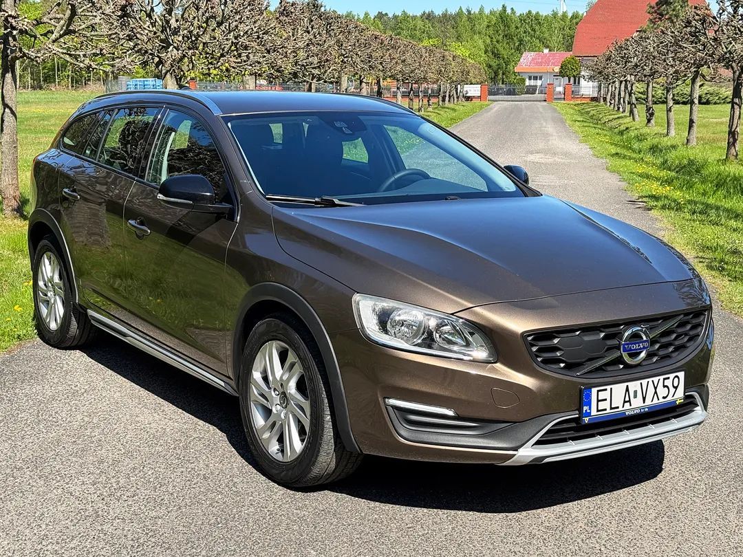 Volvo V60 Cross Country Piękne Volvo V60 Cross Country Super Stan