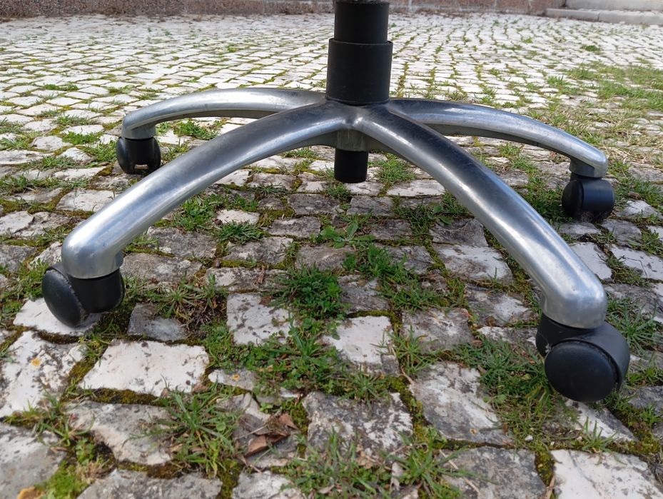 Cadeira escritório pele