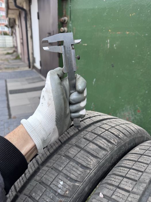 Hankook Winter I*Cept Evo2 W320 225/45 R18   2020 рік