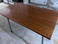 Mesa tampo madeira, pés em metal