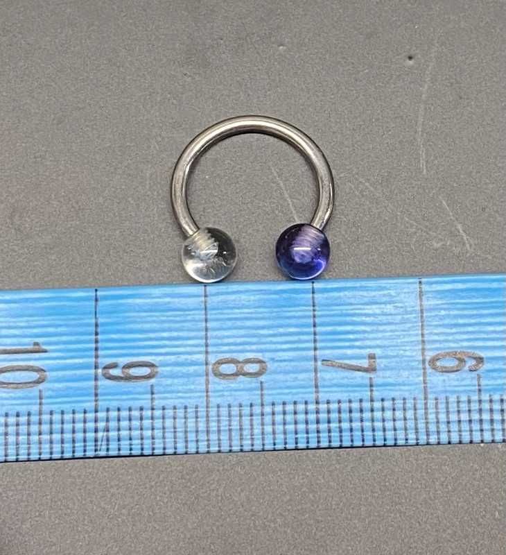 Kolczyk podkowa piercing