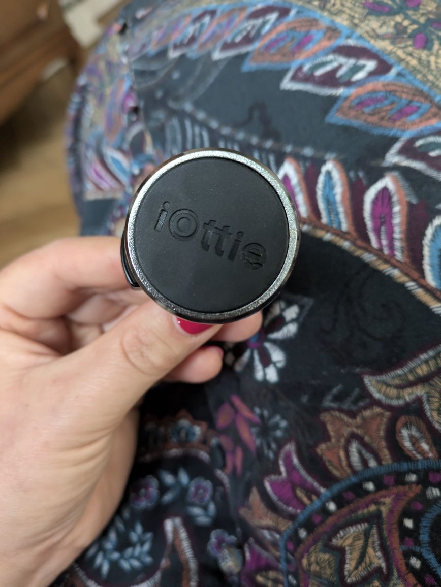 Uchwyt statyw łapka na telefon iottie itap magnetyczny
