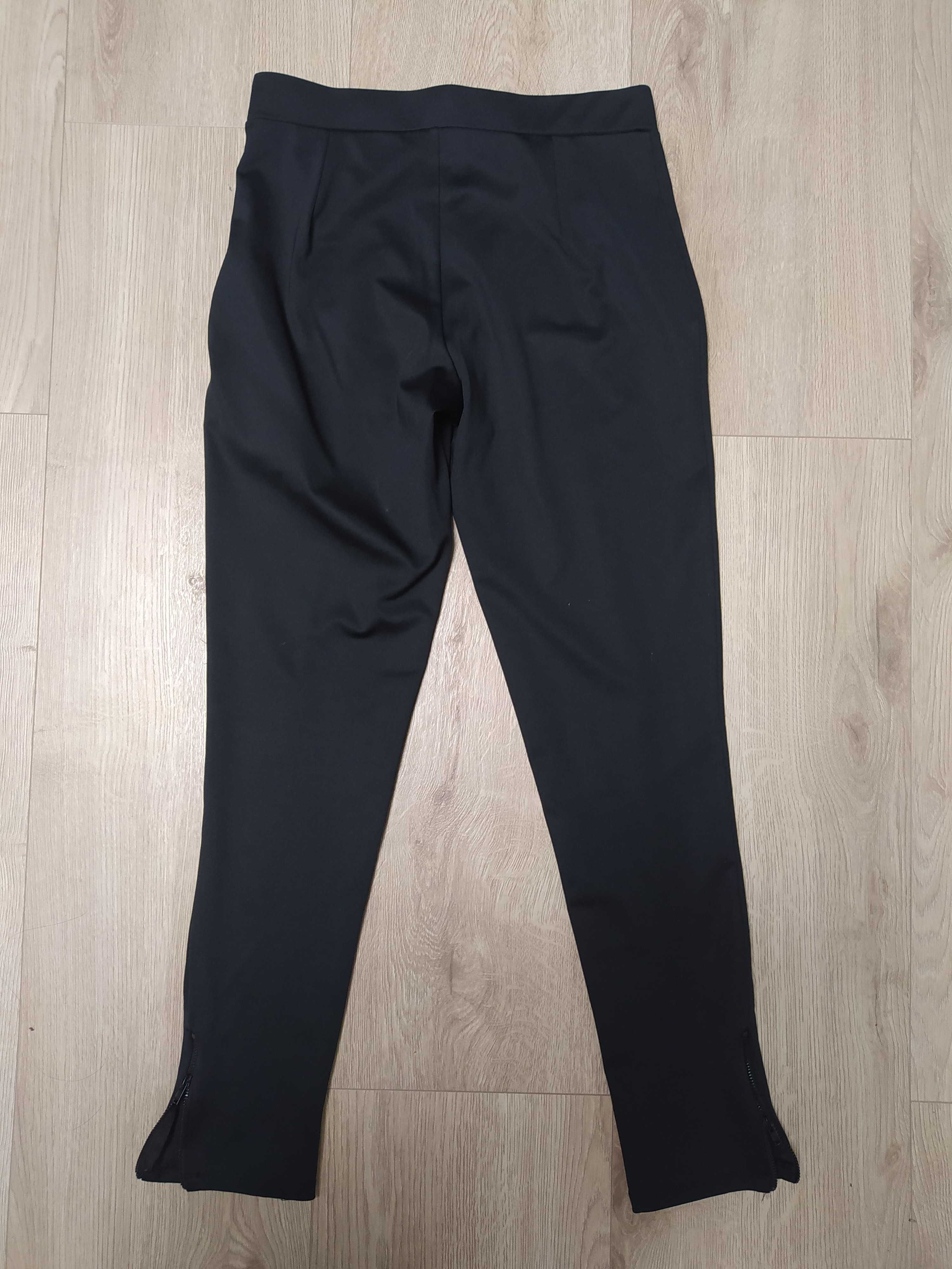Spodnie cygaretki Guess czarne 36