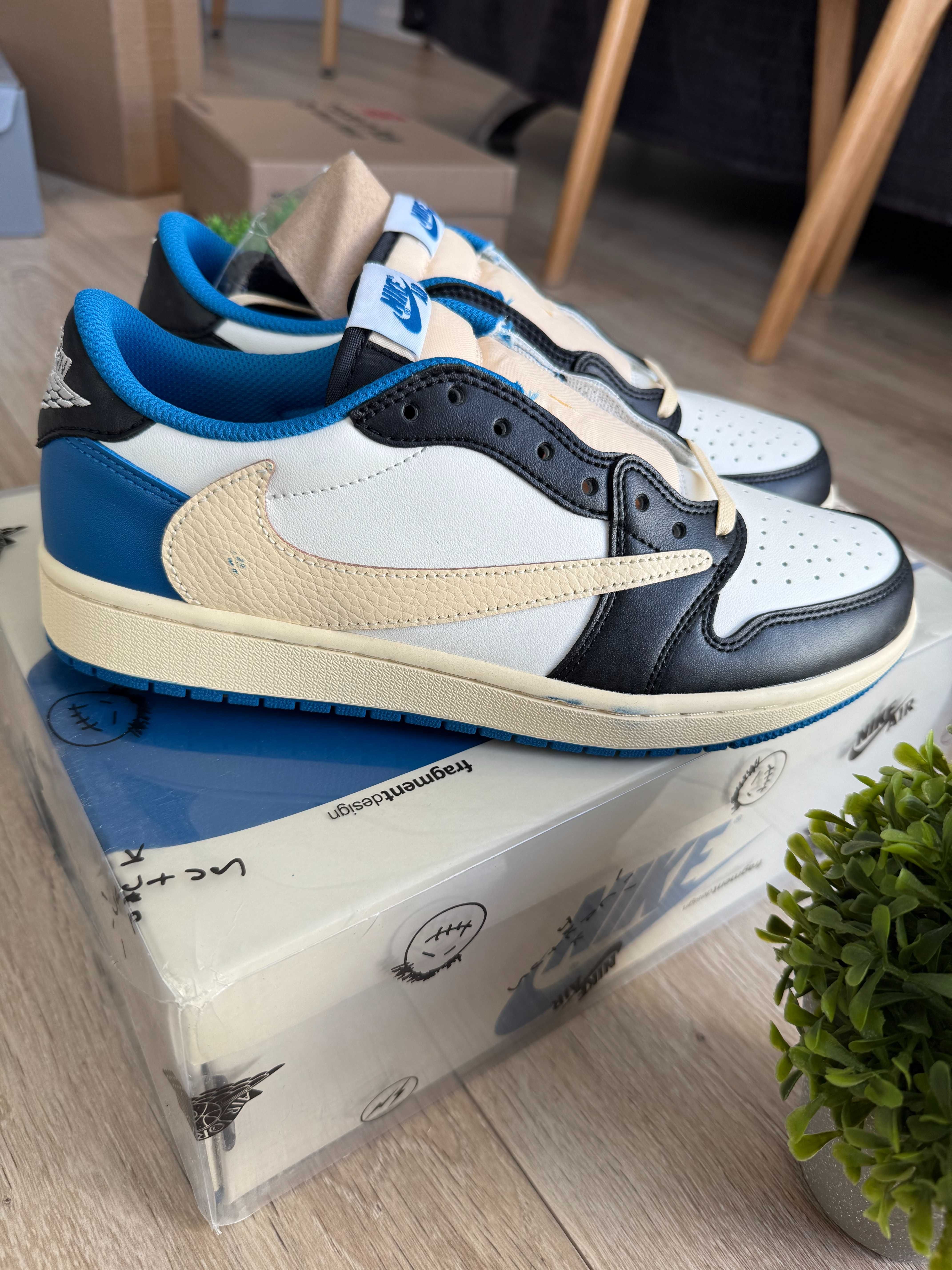 Air Jordan 1 Low OG SP Travis Scott Fragment rozmiar 43 / 9.5 US NOWE