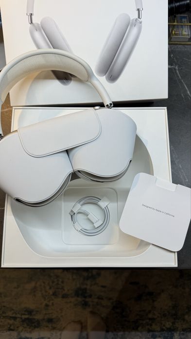 Apple AirPods Max