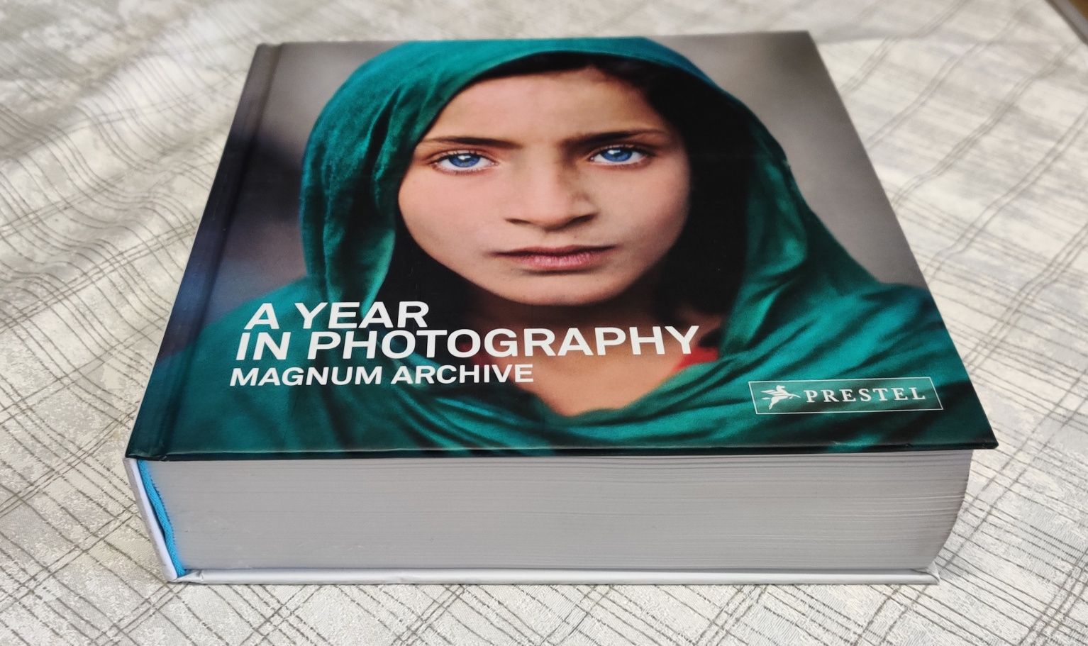 Livro a Year jn Photography archive