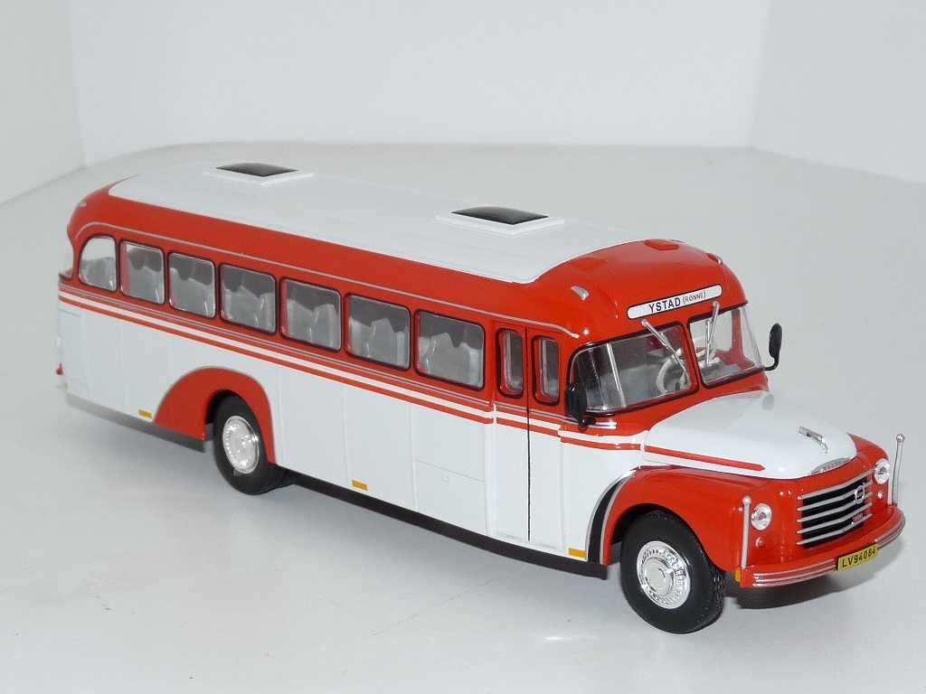 Autocarro Volvo B375 1:43