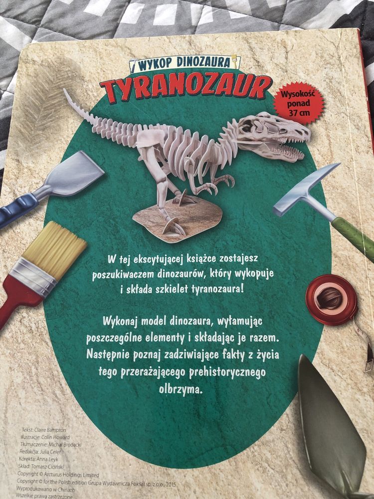 Ksiązka dla dzieci Wykop Dinozaura Tyranozaur