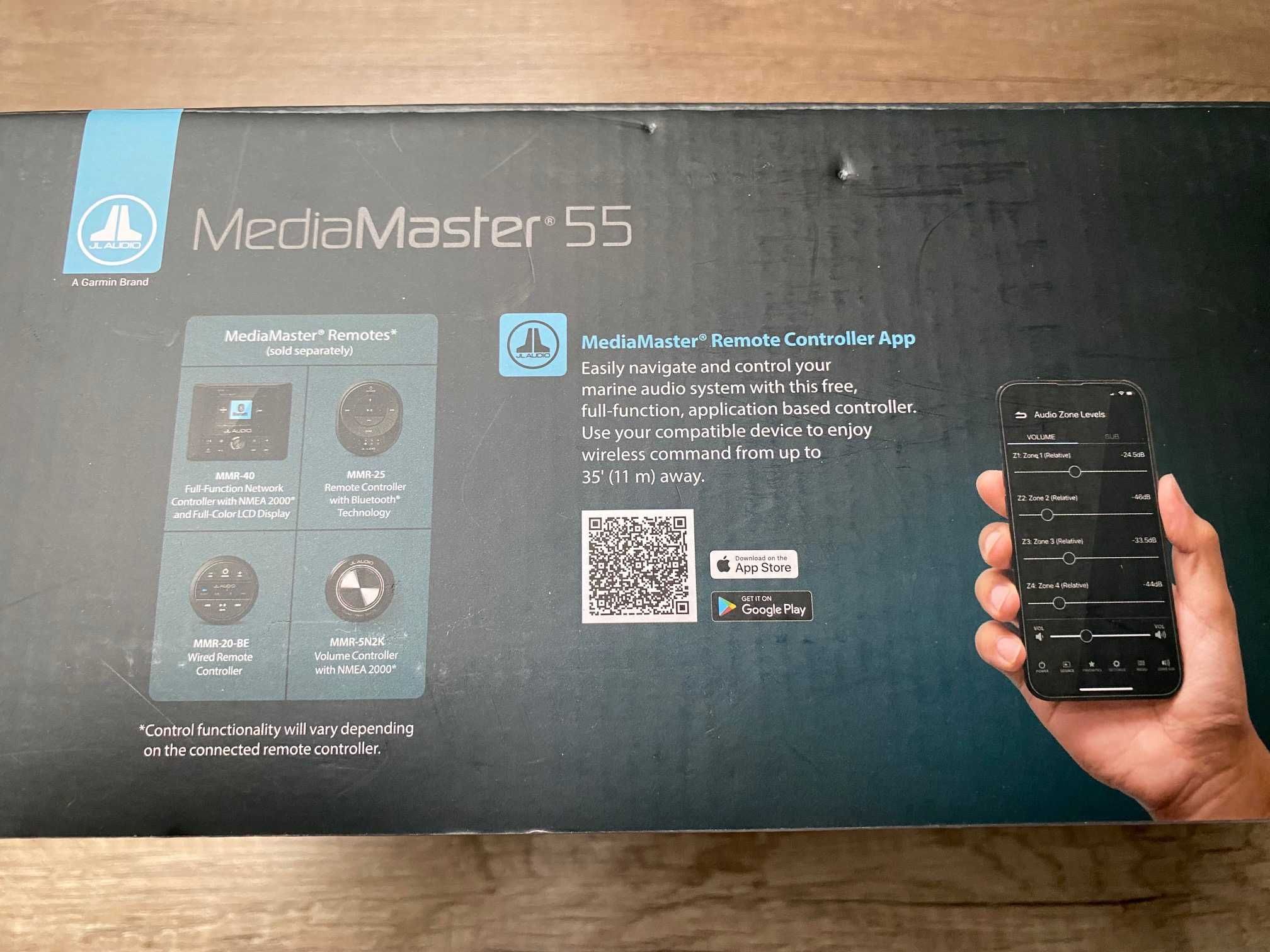Garmin JL Audio MM55 jachtowy system audio kolorowym wyświetlaczem