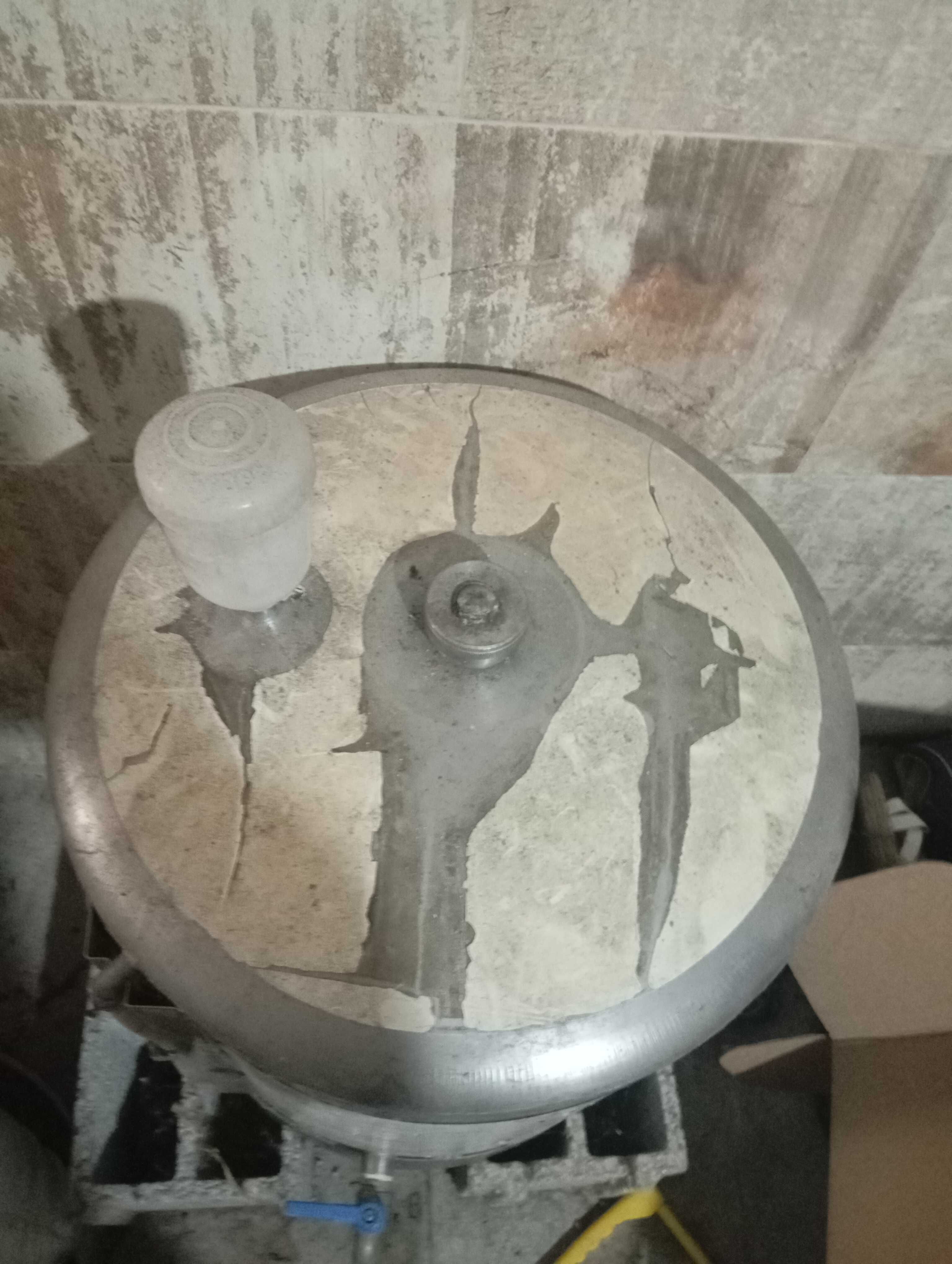 Barril em inox para vinho