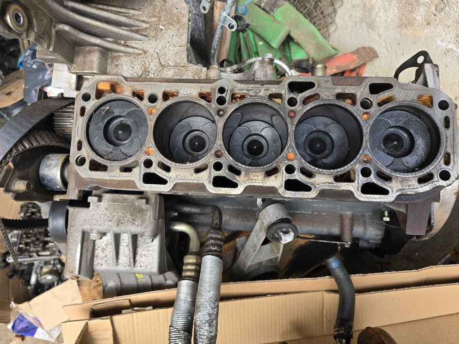 Material Alfa Romeo 2.4 20V 156/166