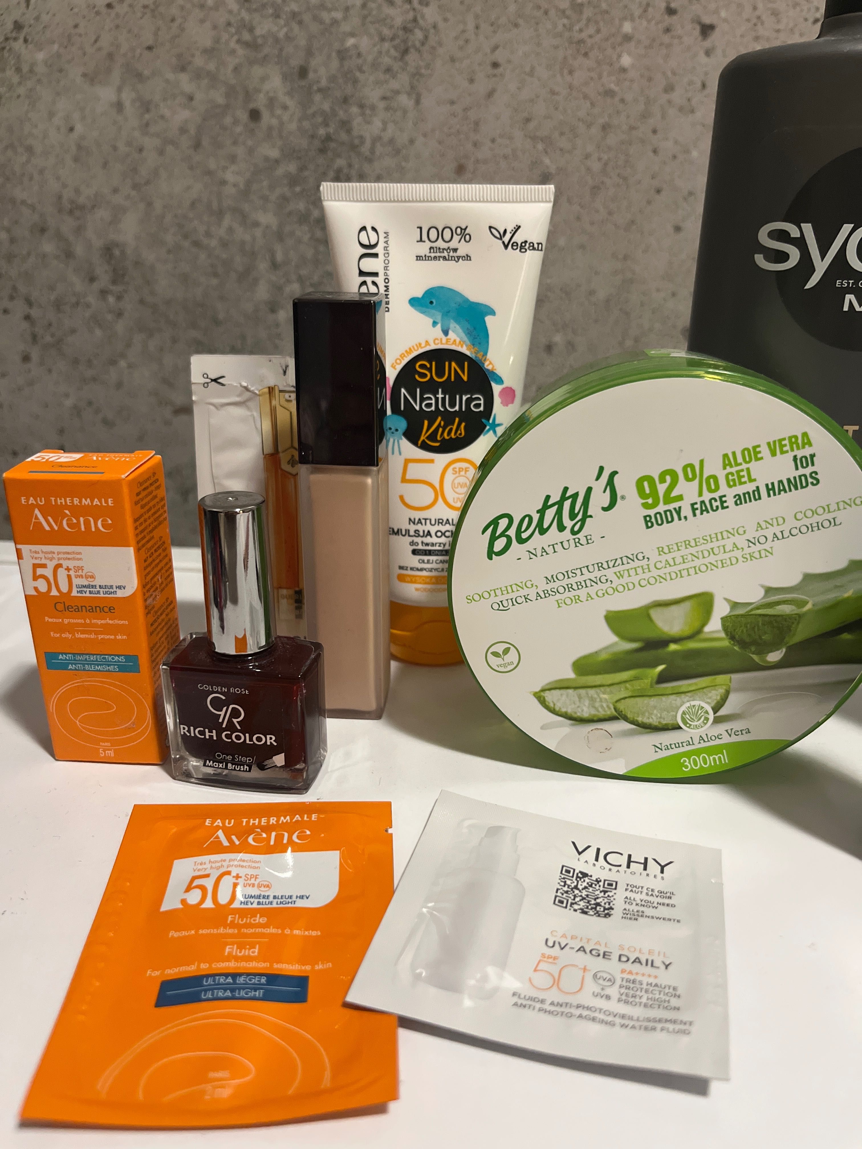 Zestaw kosmetyków Guerlain L’Occitane Avene Vichy plus kadzidła