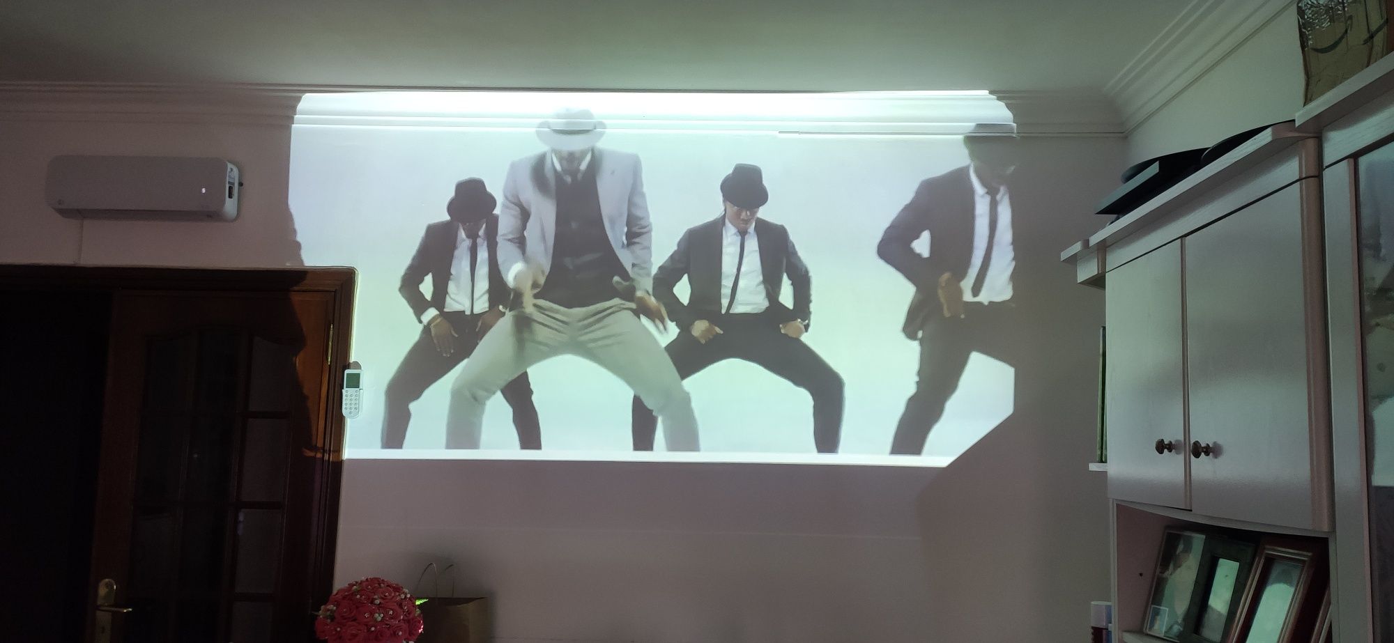 Projector video Curta distância Benq MW855UST+ com lâmpada nova