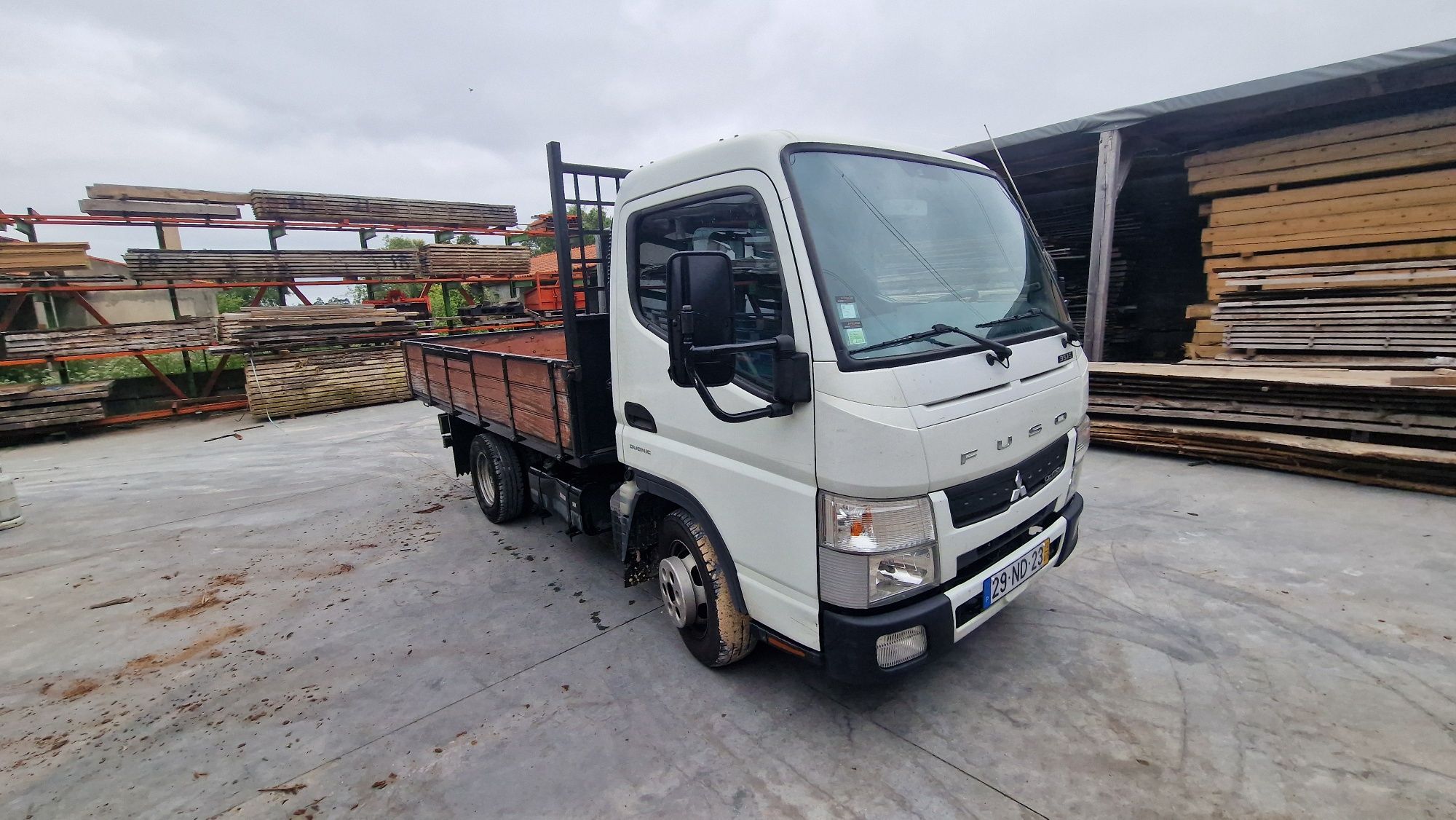 Mitsubishi fuso ligeira caixa automática