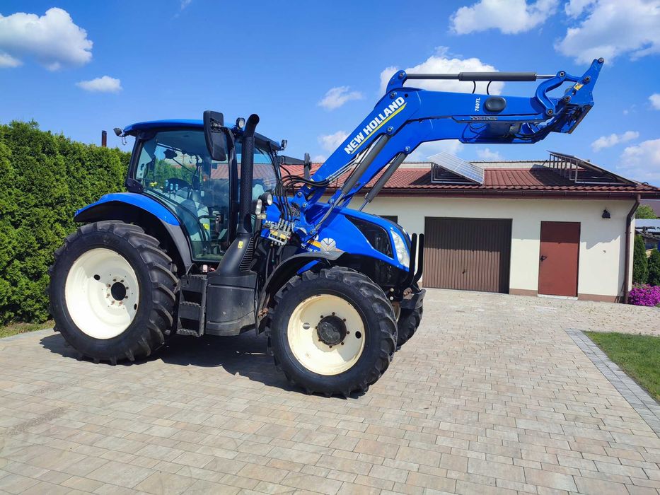 New Holland T6.125 S z ładowaczem