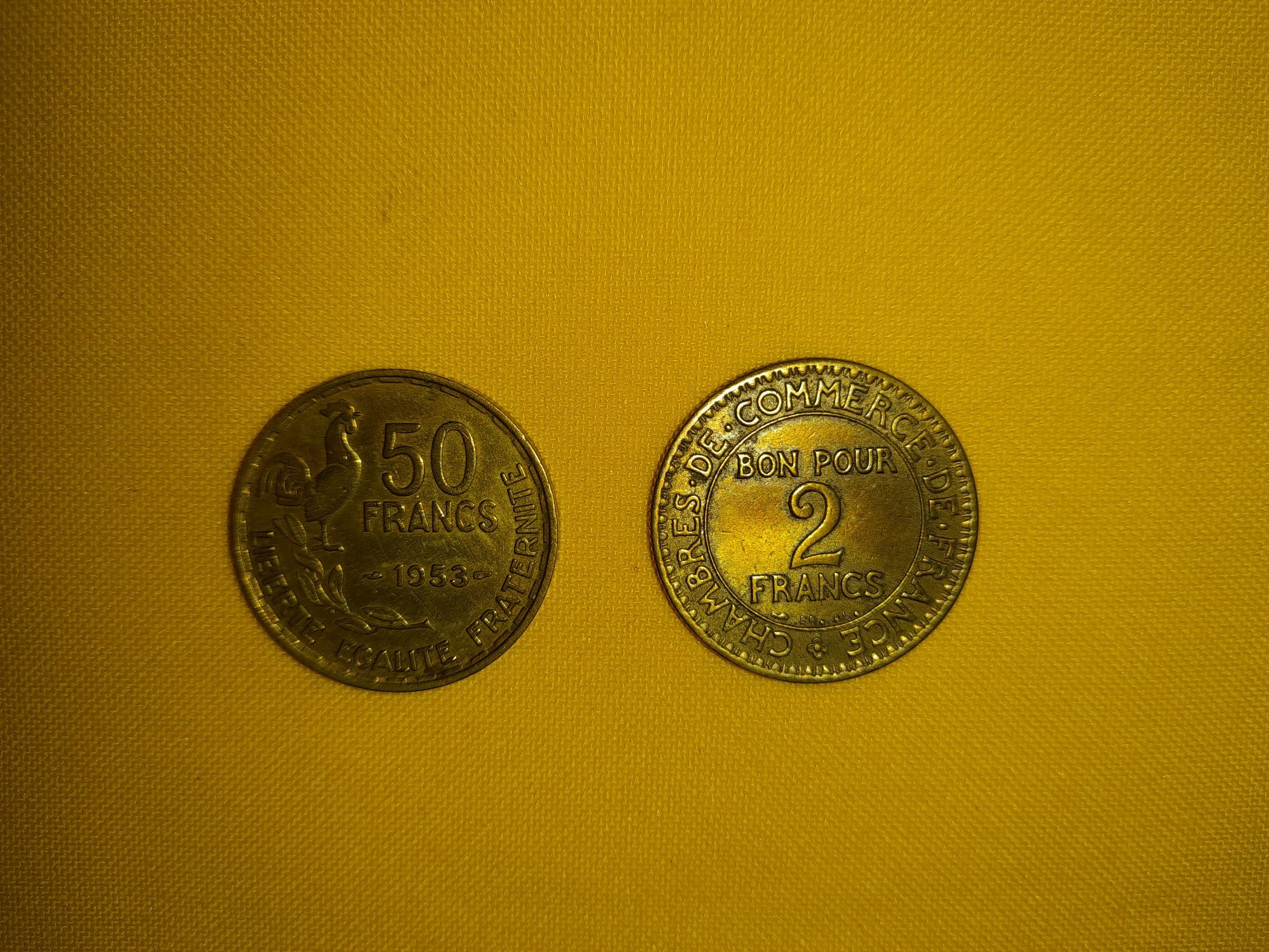 Lote de moedas de 50 e de 2 Francos Franceses