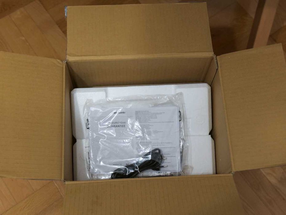 Panasonic SC-PM700EG-S Wieża stereo CD Bluetooth USB 80W